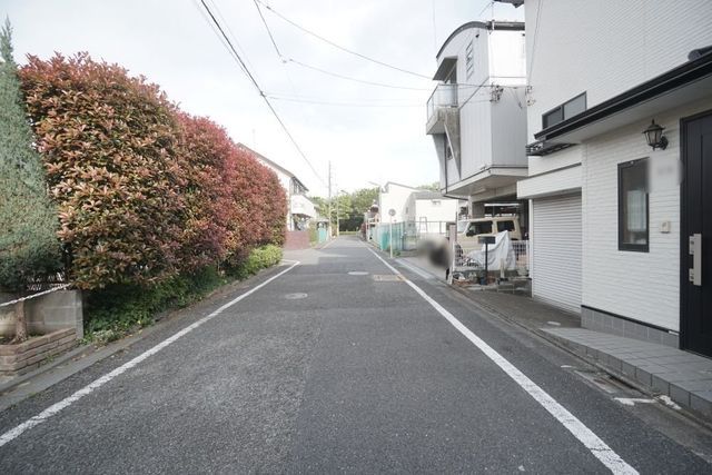 Barrier-Free 1SLDK House with Elevator in Setagaya - Thumbnail 3
