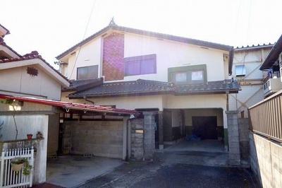 Spacious 6DK House for Sale in Yonago - Close to Station — Image 1, Yonago, Tottori