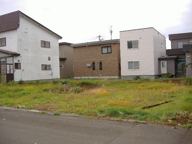 Spacious 330 sqm Land Plot for Sale in Yoichi, Hokkaido - Thumbnail 2