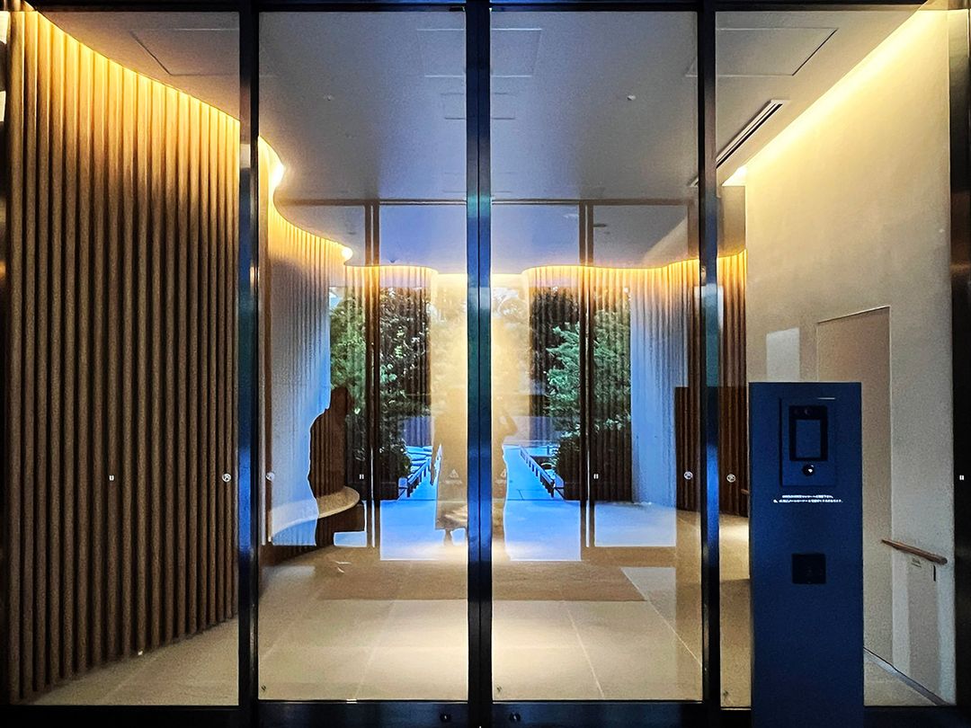 Luxury 28th Floor Condo with Panoramic Tokyo Views in Shibuya - Thumbnail 2