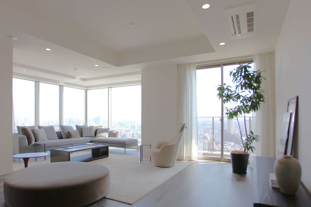 Luxury 28th Floor Condo with Panoramic Tokyo Views in Shibuya - Thumbnail 4