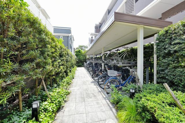 3LDK Apartment in Nishinomiya Near Koshien Stadium - Thumbnail 3