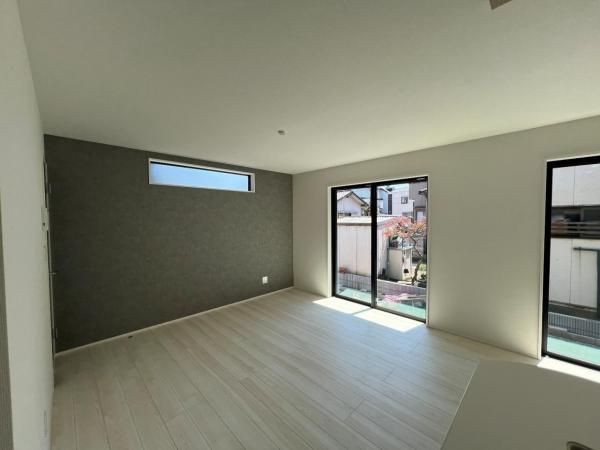 Newly Built 4LDK House for Sale in Koshigaya, Saitama - Thumbnail 4