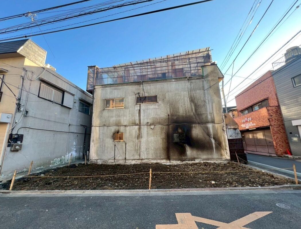 Corner Land for Sale in Arakawa, Tokyo - Build Your 4LDK Home - Thumbnail 2