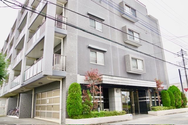 Sunny Court Hachioji Phase 4 5F 3LDK Apartment for Sale - Thumbnail 2