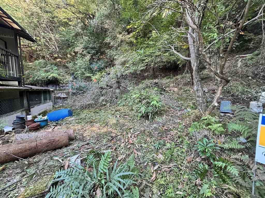 Vacant Land for Sale in Sakyo Ward, Kyoto - Hilltop Corner Lot - Thumbnail 2