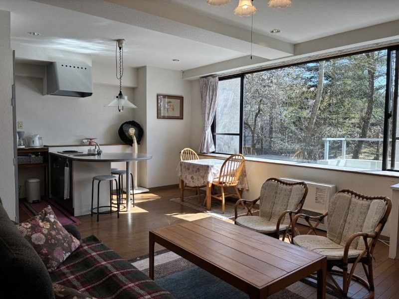 1LDK Apartment for Sale in Yamanakako Village, Yamanashi - Thumbnail 3