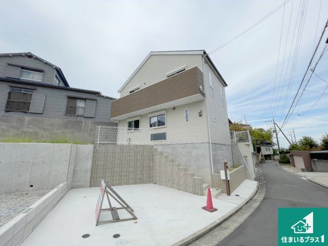 Modern 3LDK House in Sakai Mihara Ward with 10-Year Warranty - Thumbnail 4