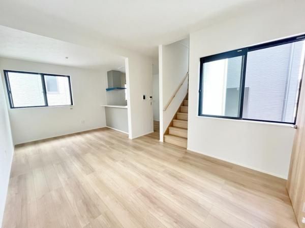 Modern 2LDK House for Sale in Owariasahi City, Aichi - Thumbnail 3