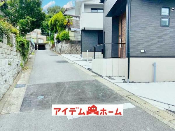 Modern 2LDK House for Sale in Owariasahi City, Aichi - Thumbnail 2