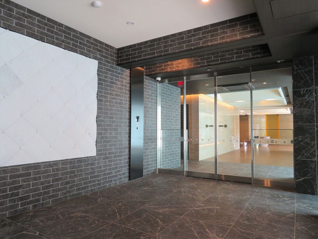 Reben Morioka Central Dori THE BIRTH 11F 2SLDK Apartment for Sale - Thumbnail 3