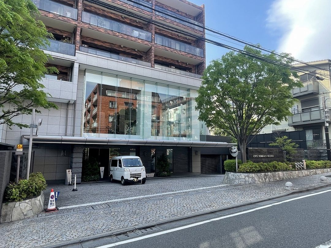 City Terrace Mejiro 3LDK Apartment for Sale in Toshima, Tokyo - Thumbnail 4