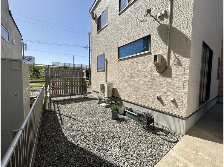 3DK Detached House for Sale in Tsubata, Ishikawa - Thumbnail 3