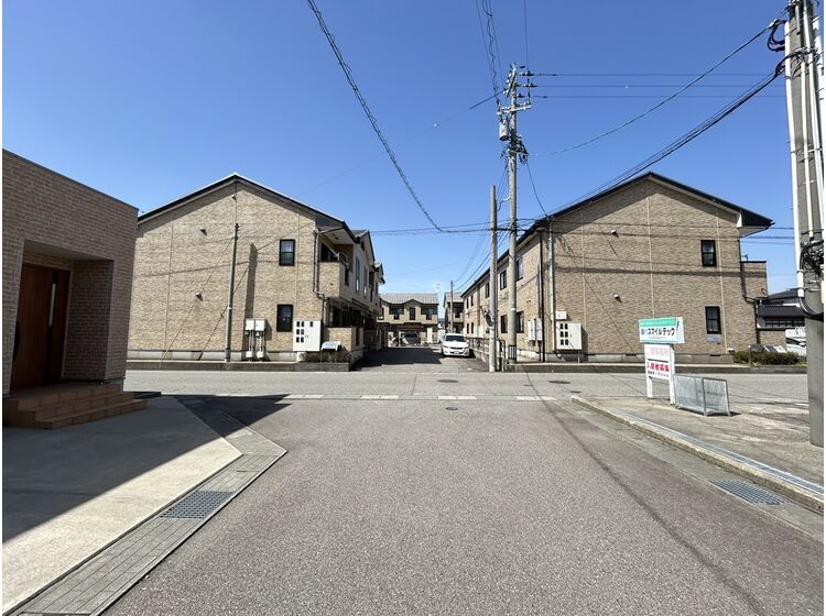3DK Detached House for Sale in Tsubata, Ishikawa - Thumbnail 4
