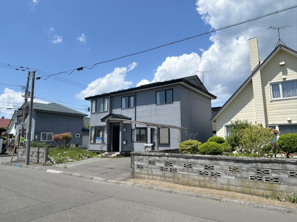6LDK Two-Generation House Near Aoba Station, Tomakomai - Thumbnail 3