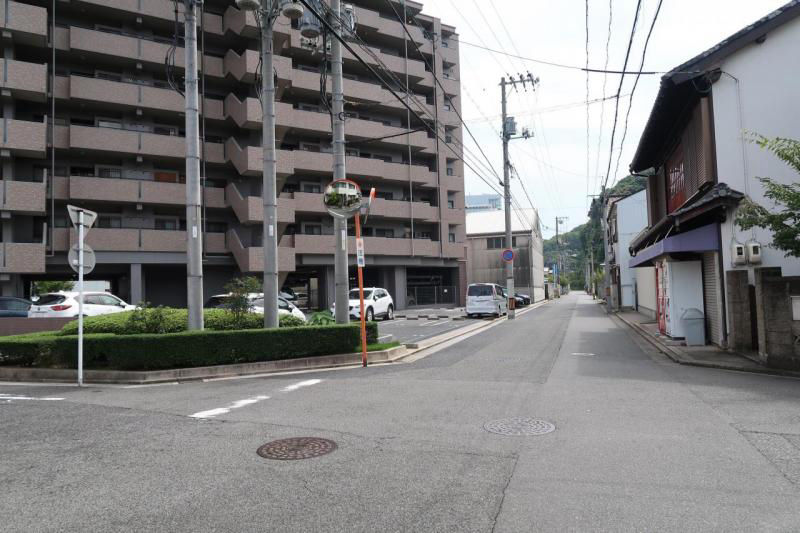 3LDK Apartment in Servas Ujina, Hiroshima - Thumbnail 2