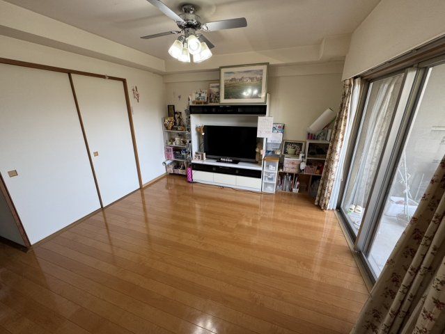 3LDK Pet-Friendly Apartment in Dazaifu with South Balcony - Thumbnail 3
