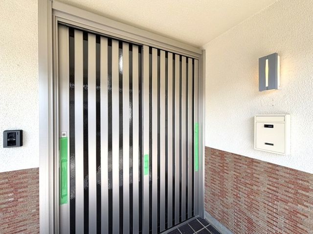 Renovated 5LDK House in Toyama with Park Views - Thumbnail 2