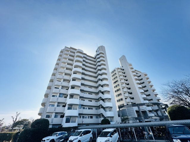 3LDK Apartment in Utsunomiya with Balcony - Thumbnail 3