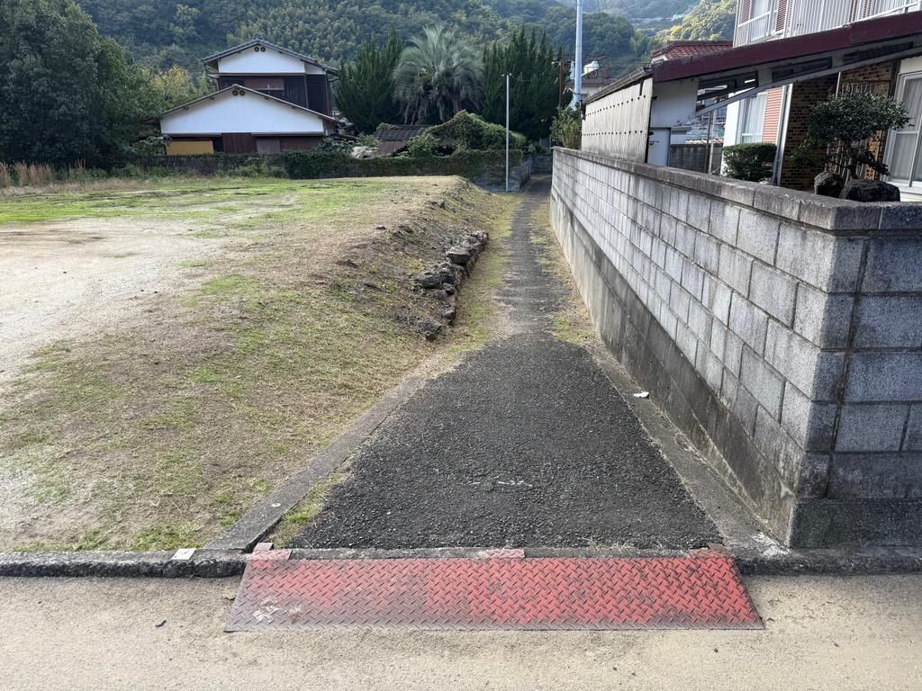 Land for Sale in Seiyo City, Ehime - 725 sqm - Thumbnail 4