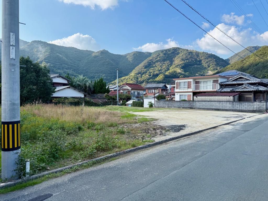 Land for Sale in Seiyo City, Ehime - 725 sqm - Thumbnail 2