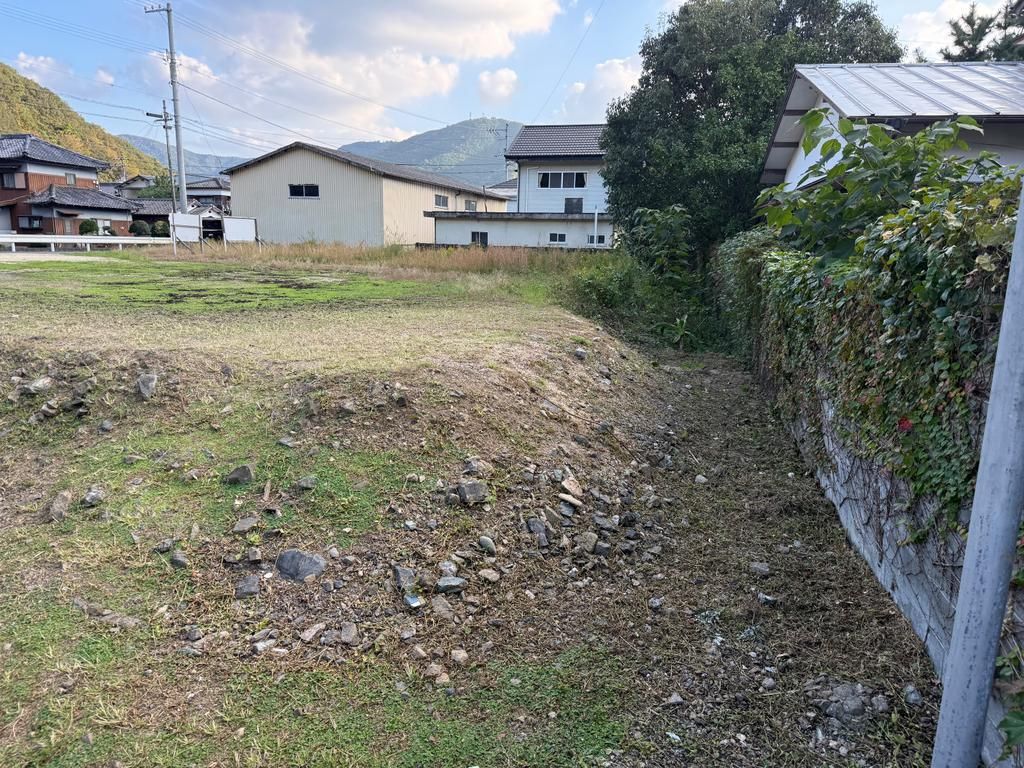 Land for Sale in Seiyo City, Ehime - 725 sqm - Thumbnail 3
