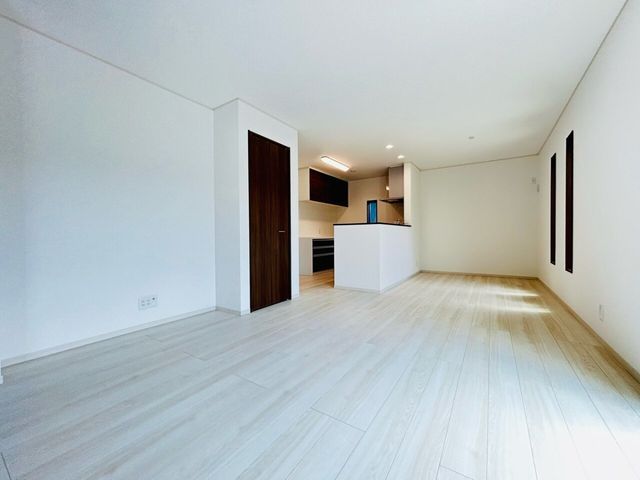 4LDK House in Nogata City Fukuoka | Modern Family Home - Thumbnail 4