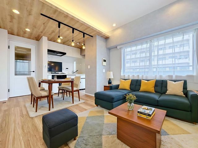 3LDK Apartment for Sale in Koto-ku, Tokyo 56.92 sqm - Thumbnail 3