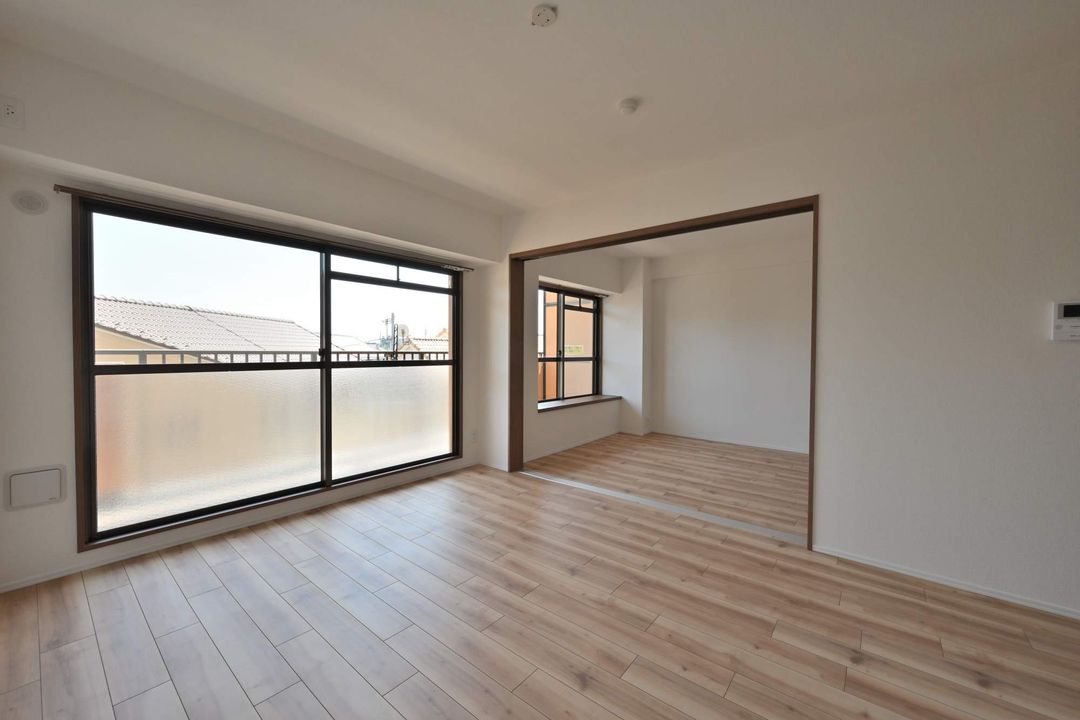 3LDK Apartment in Hiroshima's Asaminami Ward - 65.18㎡ - Thumbnail 4