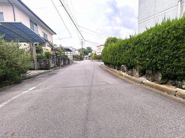 4LDK House for Sale in Nagasaka, Kani City, Gifu - Thumbnail 3