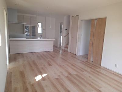 Modern 3LDK House in Motosu City, Gifu Prefecture — Image 2, Motosu, Gifu