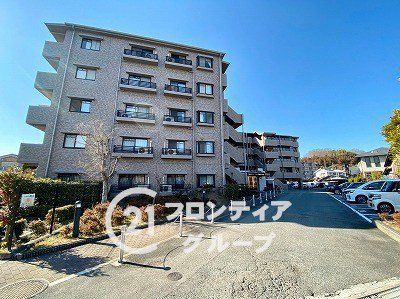 Modern 4LDK House with Large Garage in Hokkaido Countryside - Thumbnail 4