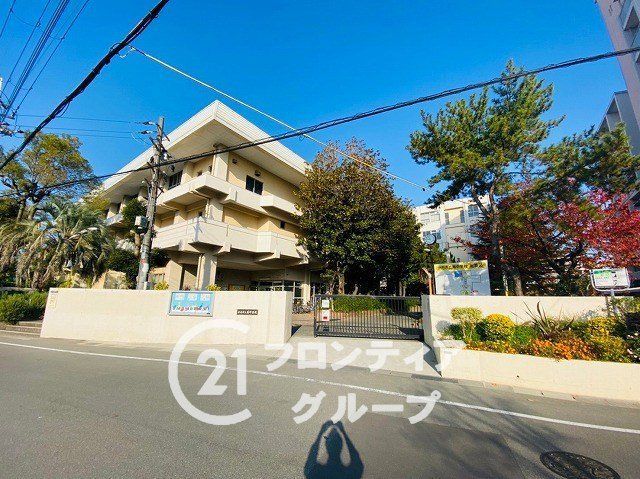 Eslead Itami Minamihonmachi 3LDK Apartment for Sale - Thumbnail 3