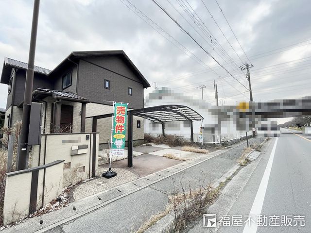 4SLDK House in Himeji with Solar Power and Carport - Thumbnail 3