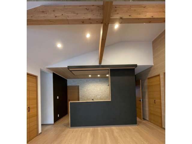 Modern 3LDK Single-Story House in Hachinohe with 95 Tsubo Land - Thumbnail 4