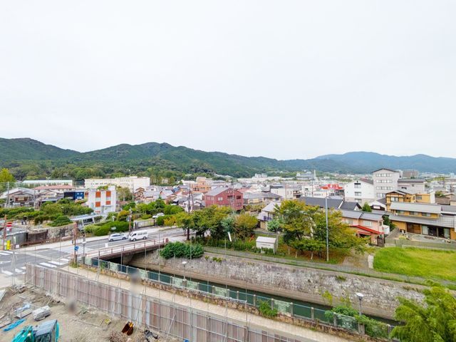 Padeshon Hamaotsu 3LDK Condo Near Mitsuidera Station - Thumbnail 2