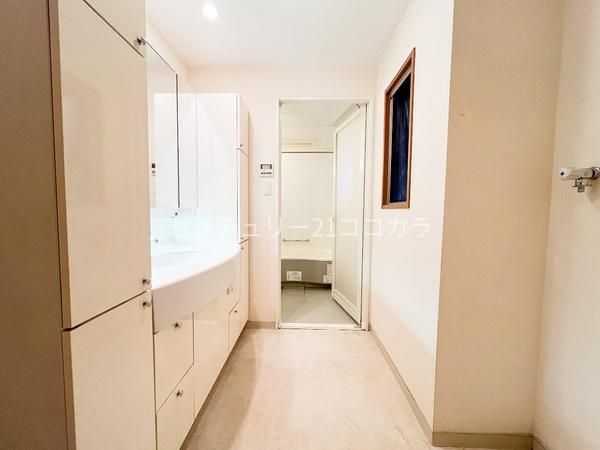 3LDK Apartment in Hachioji - 82sqm with South-Facing Balcony - Thumbnail 4