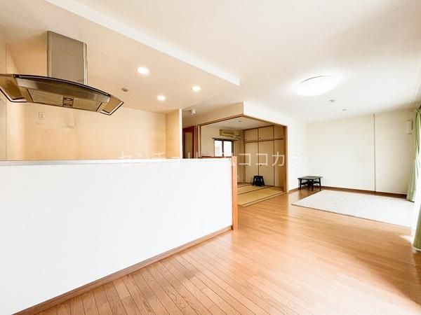 3LDK Apartment in Hachioji - 82sqm with South-Facing Balcony - Thumbnail 3