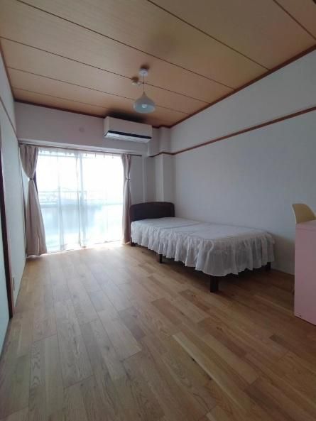 Wakayama Sentoporia 3LDK Condo | 2024 Renovation | Near Station - Image 5