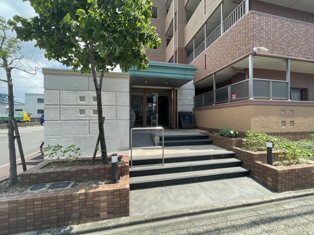 Lofty Seifune 3LDK Apartment for Sale in Nagoya - Thumbnail 4