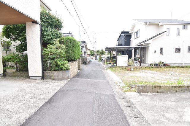 98.27 sqm Land for Sale in Sakanojo, Kagoshima City - Thumbnail 2