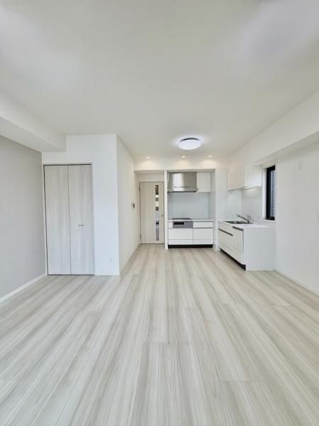 Premium Kanazawa Yosai 10th Floor 1LDK Apartment - Thumbnail 3