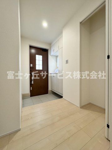 New 4LDK Detached House in Shizuoka City Aoi Ward - Thumbnail 3