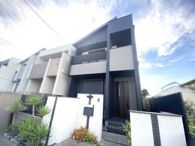 Modern 4-Bedroom House in Takahama with Seismic Grade 3 & Garden — Image 1, Takahama, Aichi