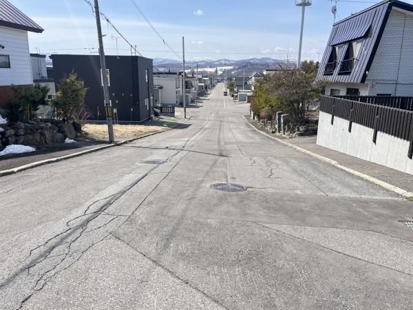 Modern 4LDK House for Sale in Asahikawa, Hokkaido - Thumbnail 3