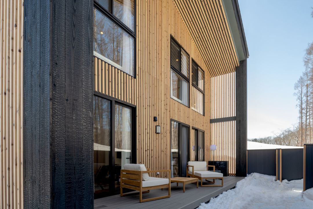 Luxury 3-Bedroom Villa with Private Spa in Niseko Hirafu - Thumbnail 2