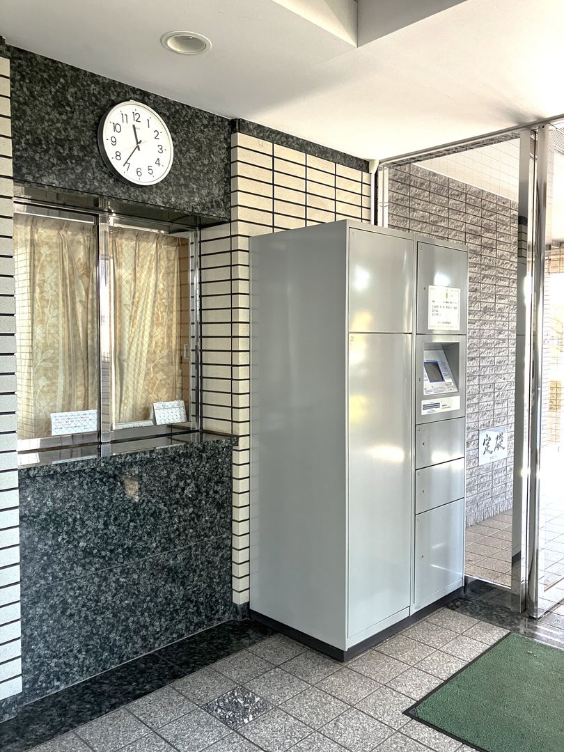 Renovated 3LDK Apartment for Sale in Oita City, Oita - Thumbnail 2