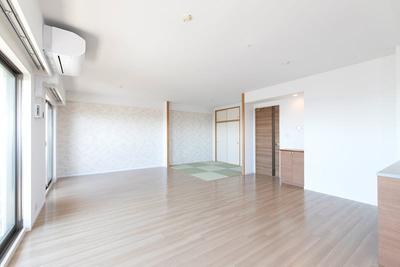 2LDK Apartment in Bright Town Iwata Nakaizumi II | 89.56m² — Image 3, Iwata, Shizuoka