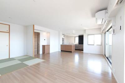 2LDK Apartment in Bright Town Iwata Nakaizumi II | 89.56m² — Image 4, Iwata, Shizuoka