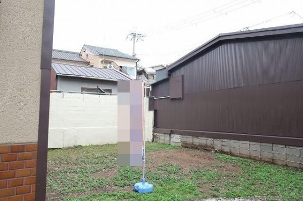 Land for Sale in Kamigyo Ward, Kyoto - South-Facing Corner Plot - Thumbnail 3
